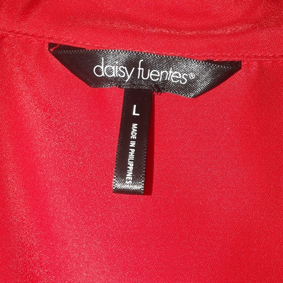 Red button up blouse - Picture 4 of 5